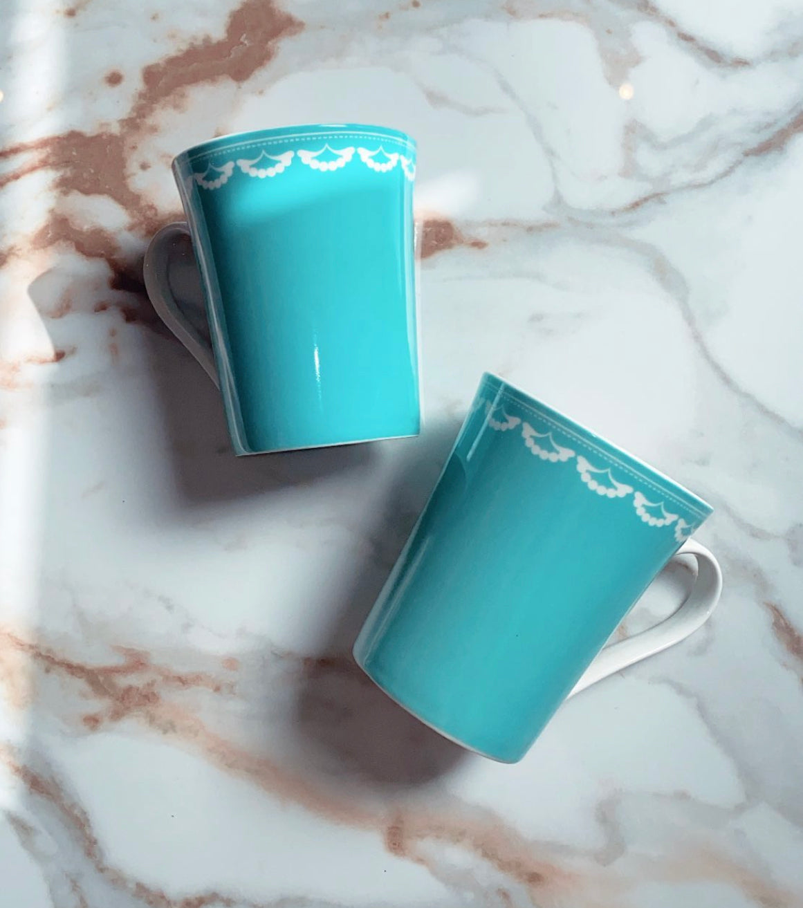 Set of two mugs