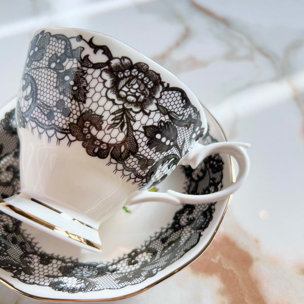 Lace design cup